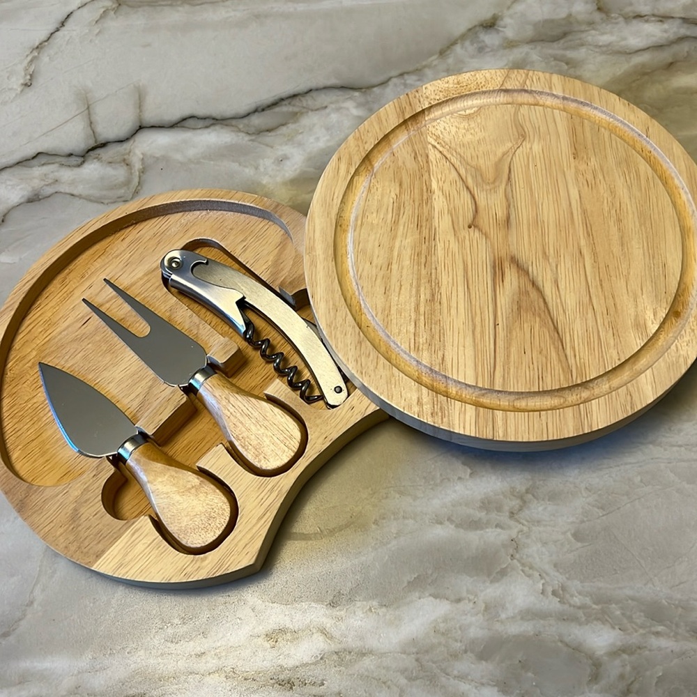 Portable Charcuterie Board with Corkscrew & Serving Set